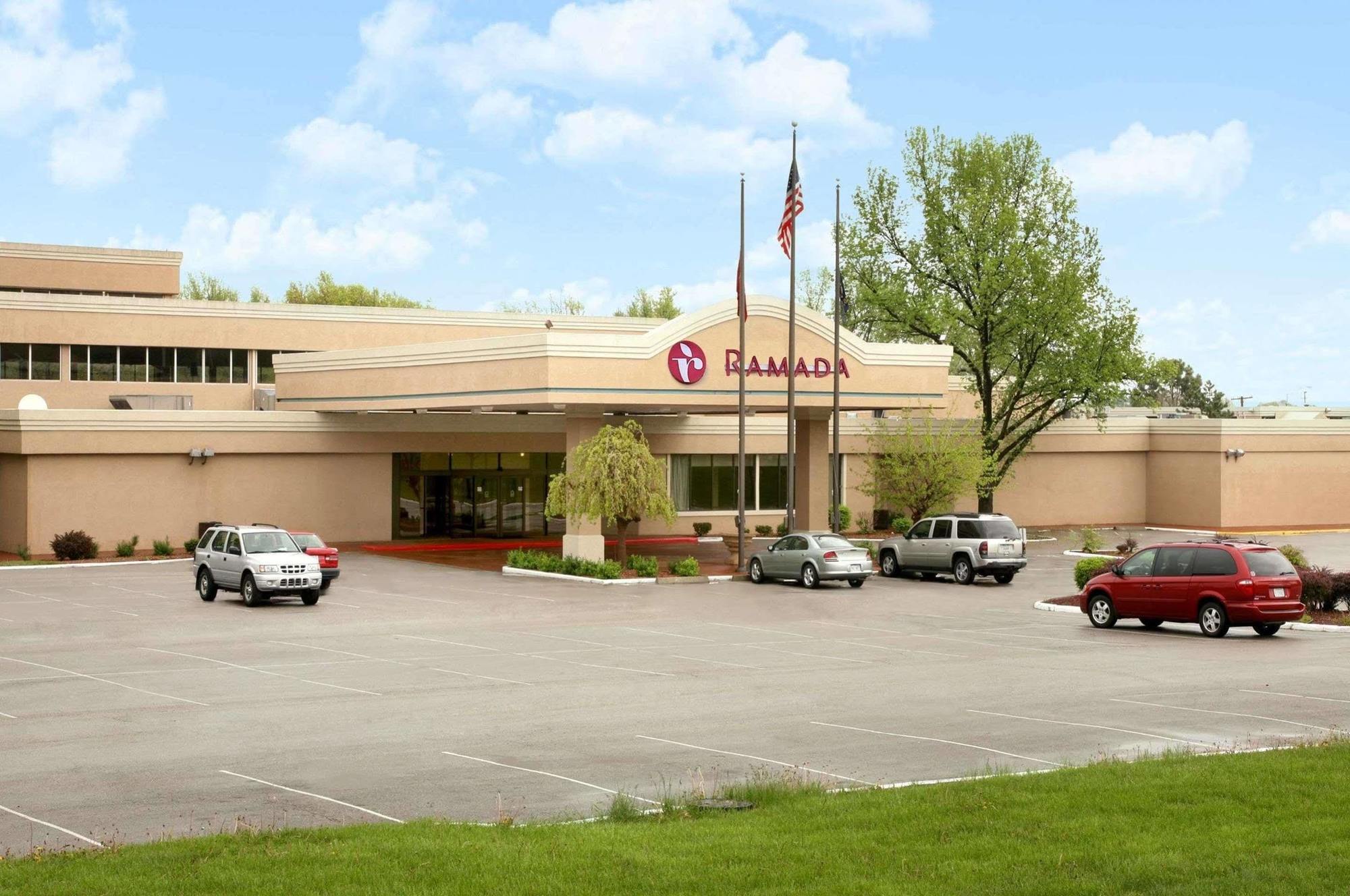 Ramada Overland Park Mission Exterior foto